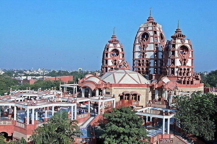 10-most-famous-temple-of-Delhi